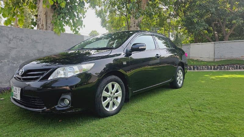 Toyota Corolla GLI 2013 1