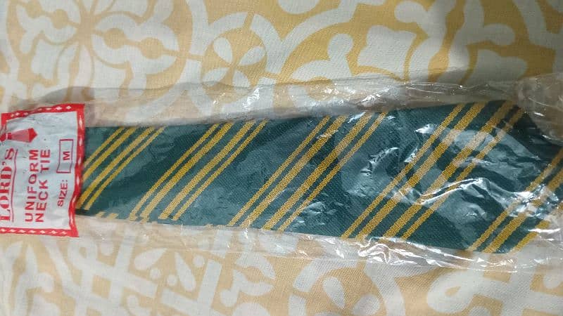 APS SCHOOL UNIFORM TIE MEDIUM SIZE 0