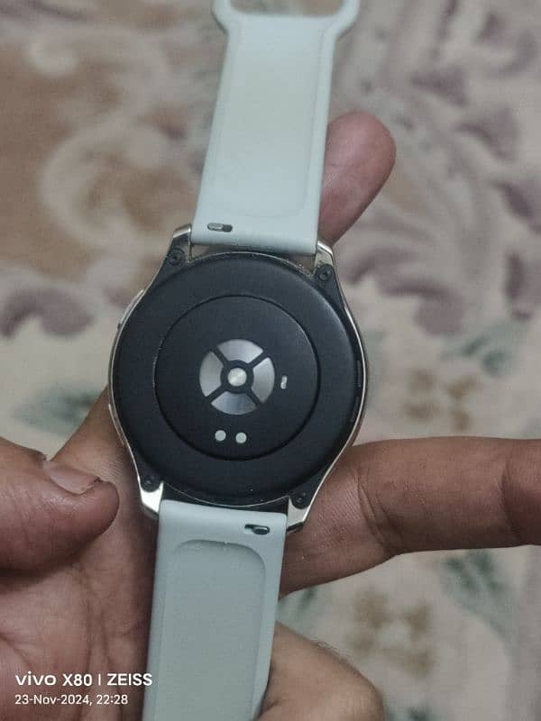 OnePlus watch 7C1A 1