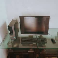 Desktop Dell PC Complete Setup . Also Included All Data Cables