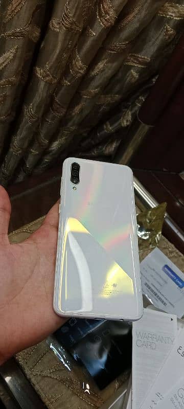 Samsung Galaxy A30 5