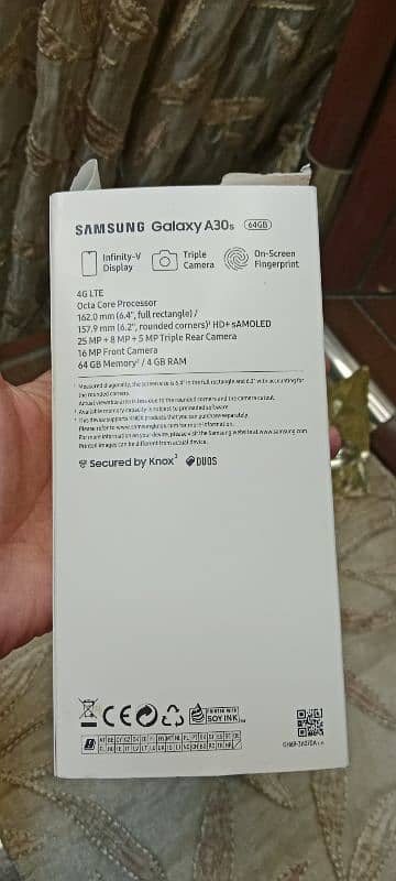 Samsung Galaxy A30 16