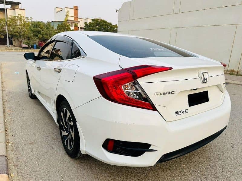 Honda Civic Oriel 2017 5