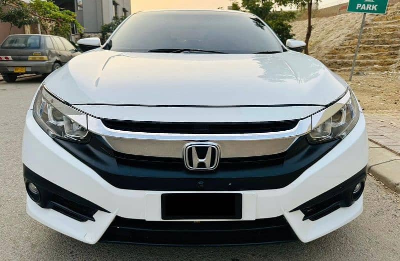 Honda Civic Oriel 2017 10