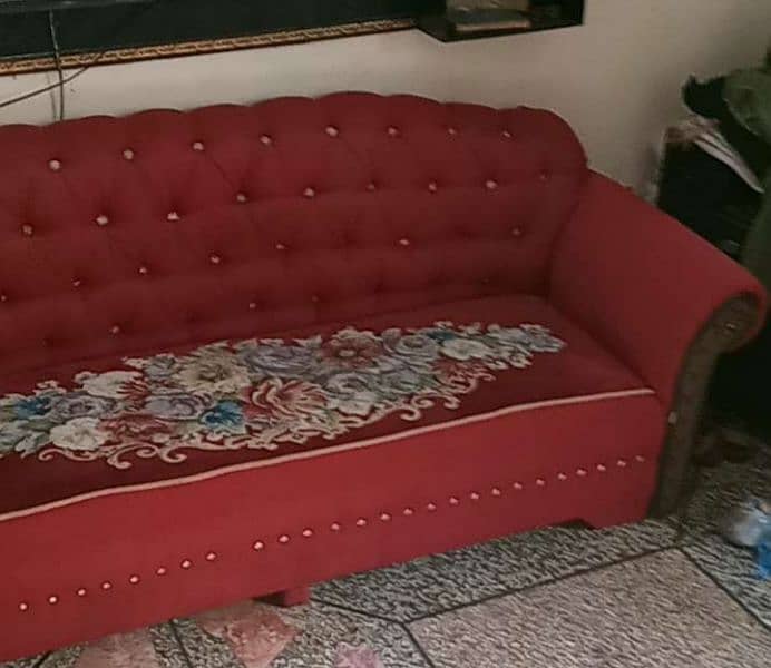 motive sofa for sale 0