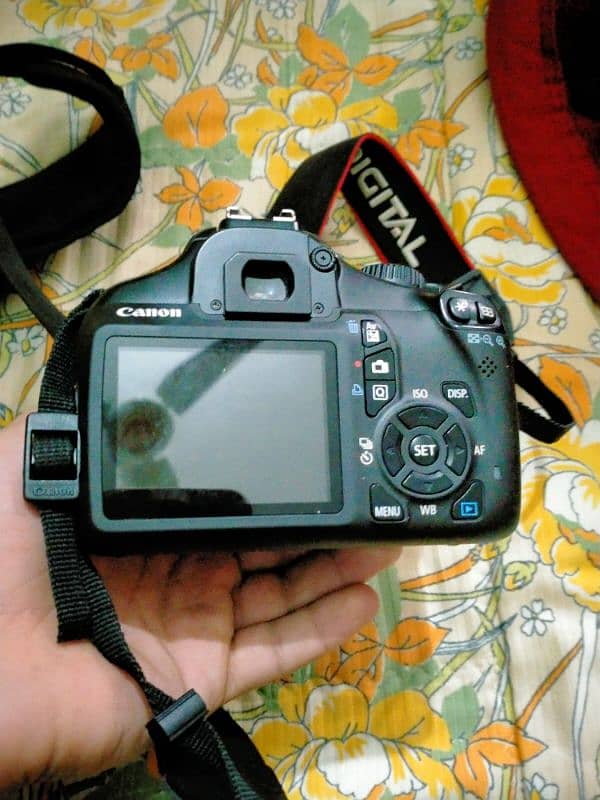 cannon DSLR 1100D 3