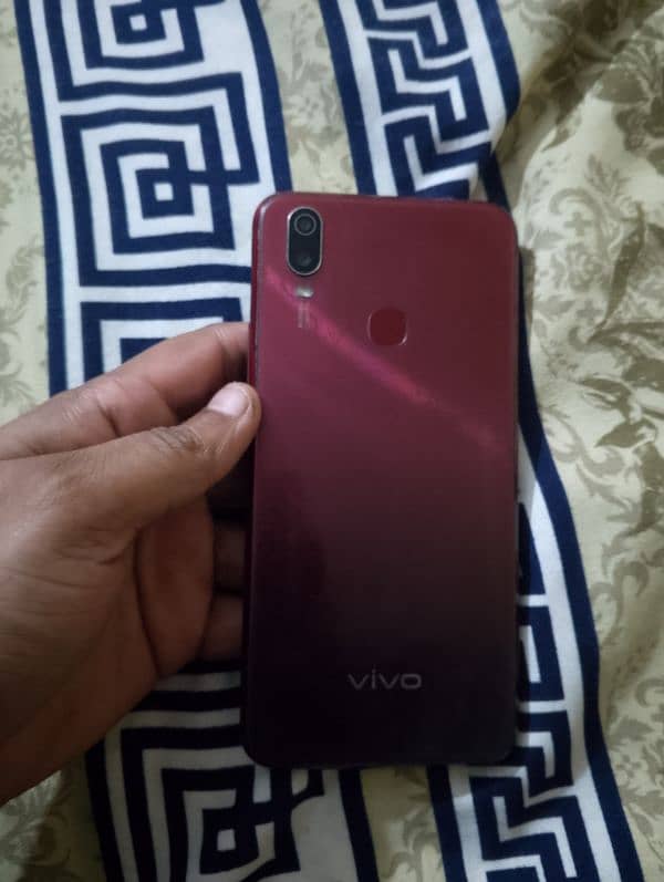 Vivo y 11 storage 3/32 condition 10/9 10