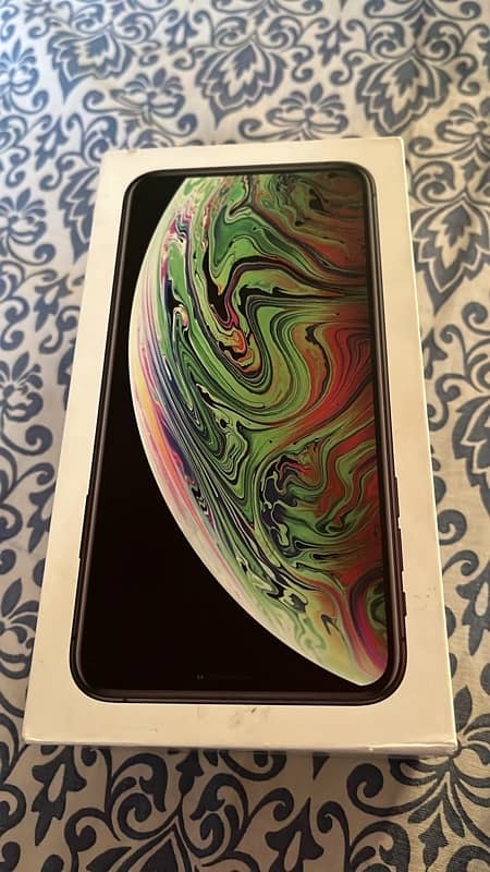 iPhone XSMAX 256GB PTA Approved with Box 4