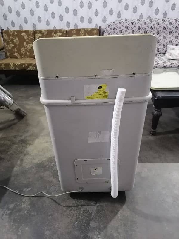 pak washing machine model Pk-700 86 Liters 3