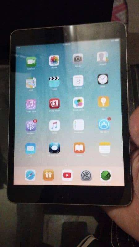 Apple iPad mini first generation 2