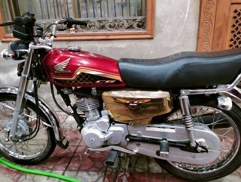 CG 125 gold edition 0