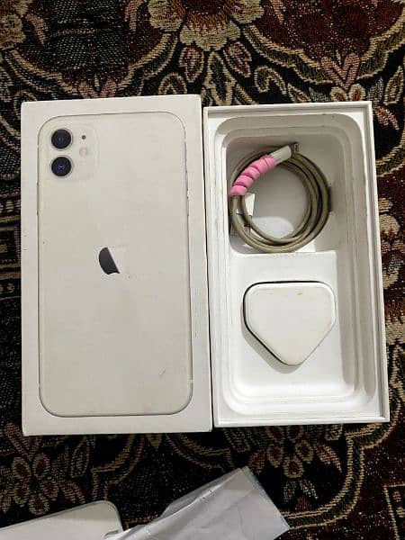 I Phone 11 ( 128 GB ) Non PTA 8