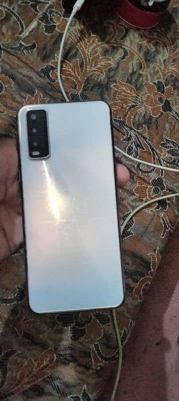 Vivo y12 3 32 Only phone 4