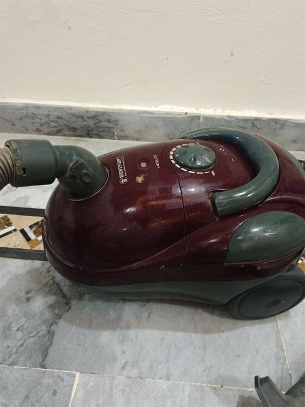 vacuum cleaner used 2