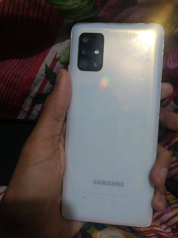 Samsung a51 5g. 1