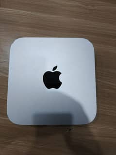 Mac Mini Late-2014 With Magic Keyboard and Mouse