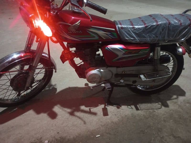 honda CG 125 model 2019 karachi number 1