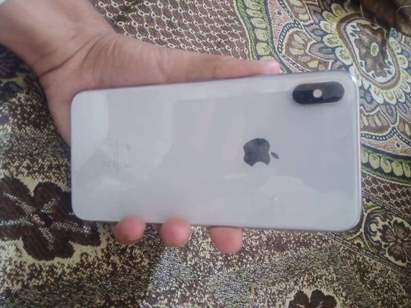 iPhone XS Max 64Gb White Colour 2