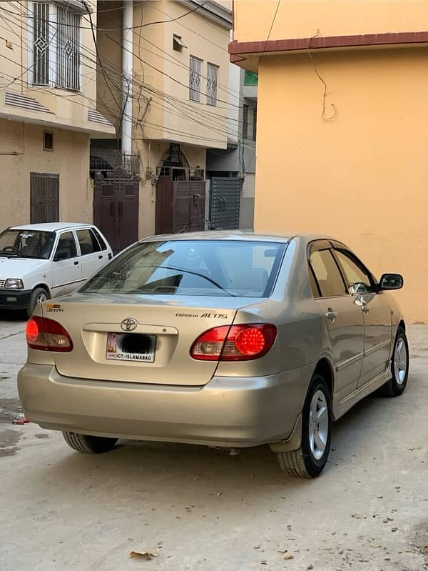 Toyota Corolla Altis 2006 3