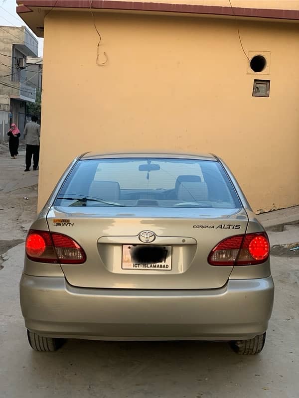 Toyota Corolla Altis 2006 4