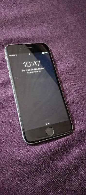 Gently Used iPhone 6s, Pta approved, Includes Original Charger 0