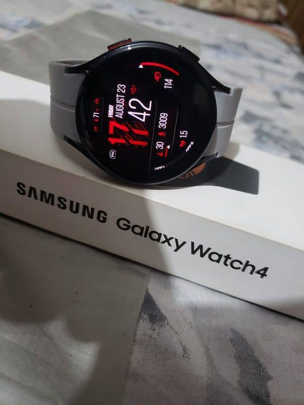 Samsung Galaxy Watch 4 44mm 10