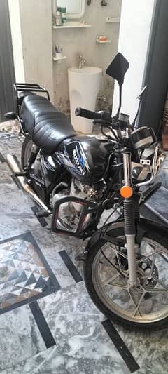 Suzuki Gs 150SE