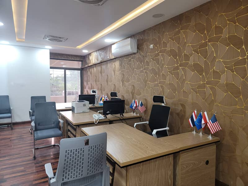 G/11 markaz new Plaza vip location 1st floor 858sq office available for rent real piks 7