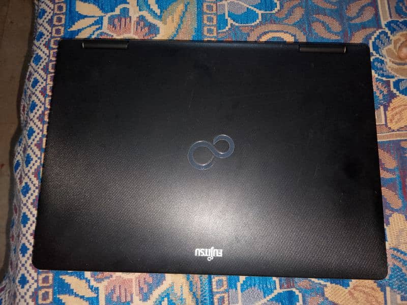 Fujitsu lifebook. 2