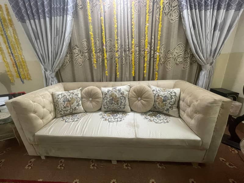 7 Seaters with Dewan Sofa set 5