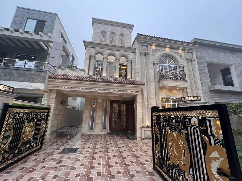 3 Years Installment Plan Luxury House For Sale Located In Park View City Lahore 0