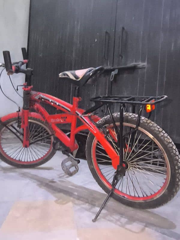 Teenager Bicycle 9/10 condition 3