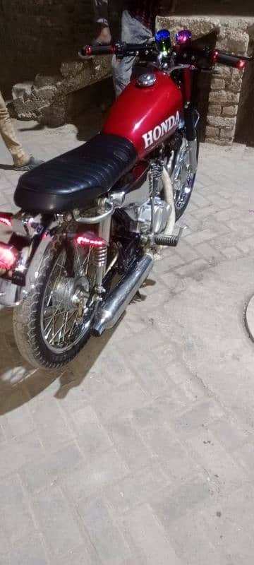 bike bilkul new banaye hai 2