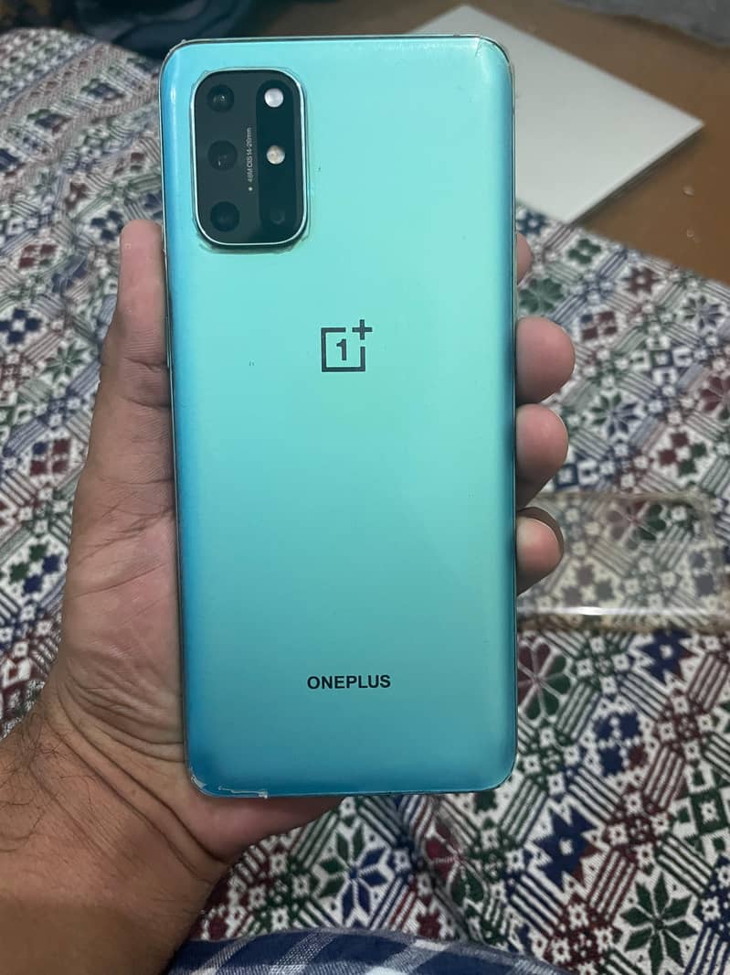 One plus 8T 6