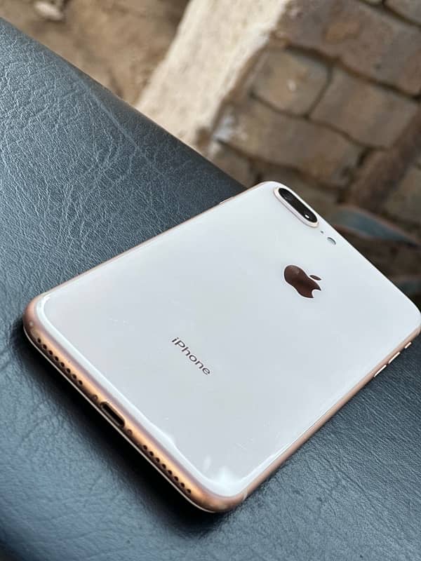 IPhone 8Plus 64GB 2