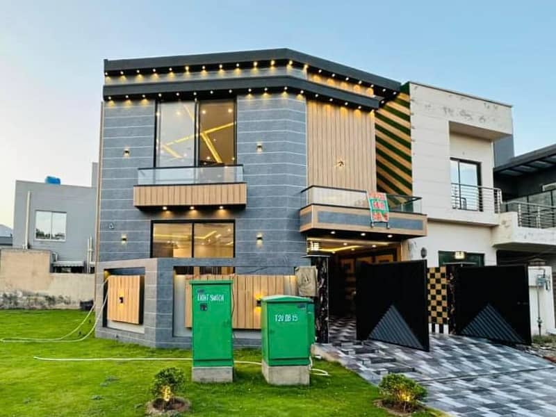 3 Years Installment Base Luxury House In Park View City Lahore 0