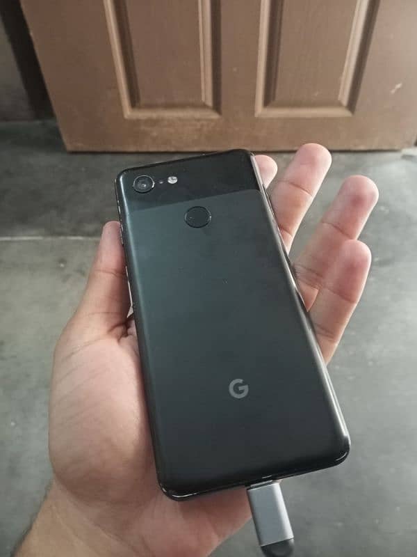 Google Pixel 3 LCD damaged 8