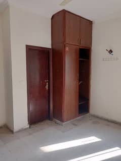 PHA flate for rent C type Ground floor for family & , office