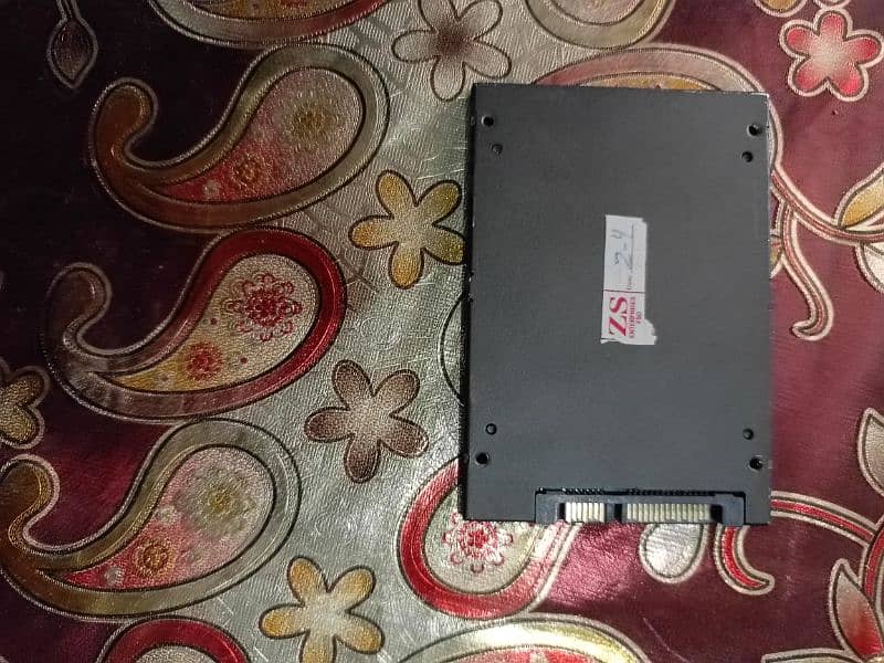 120gb ssd price 4000 low end price 2