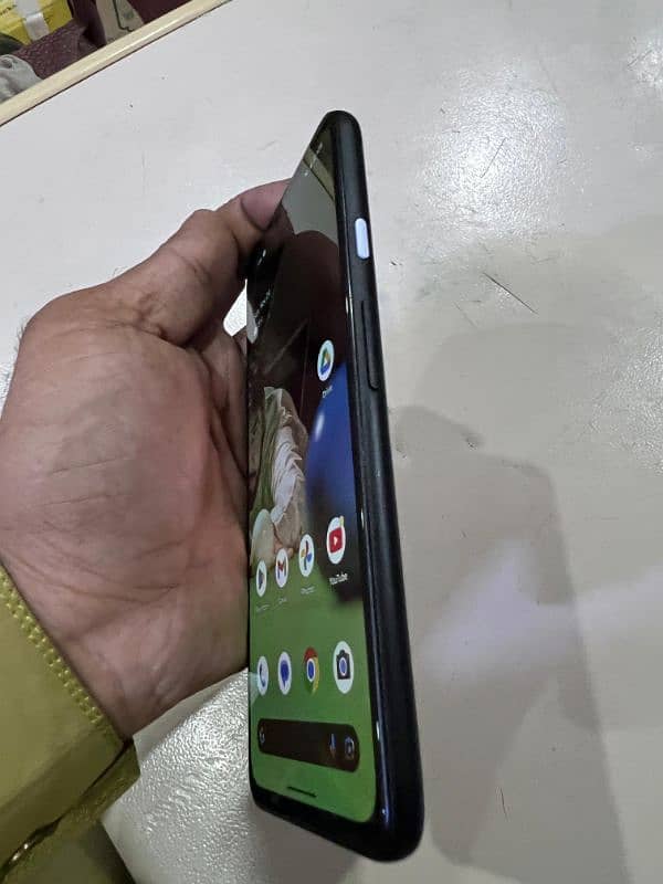 Google pixel 4A5G 4