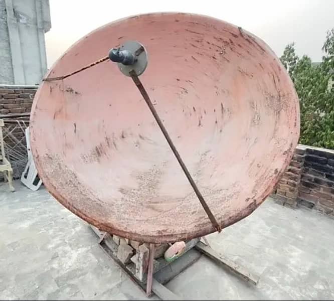 6 ft Dish With Moter Available For Sale 0