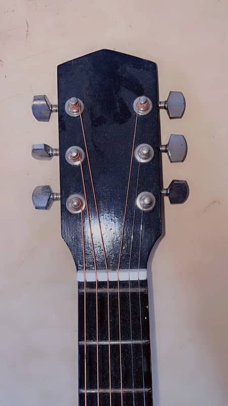 Acoustic guitar 1