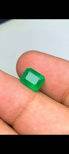 Natural Emerald Marvellous Gem