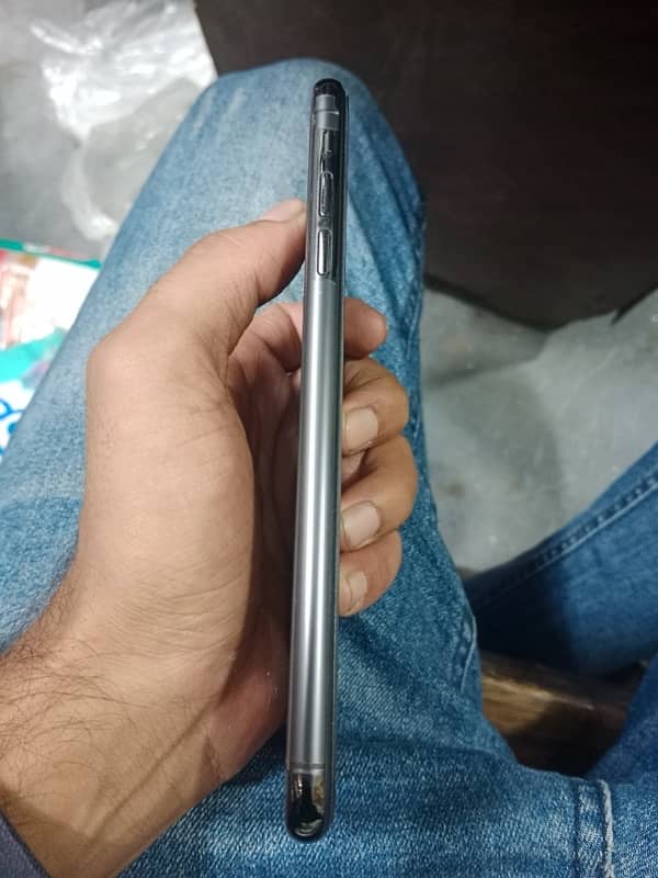 IPhone Xs Max 64 GB Non PTA 4