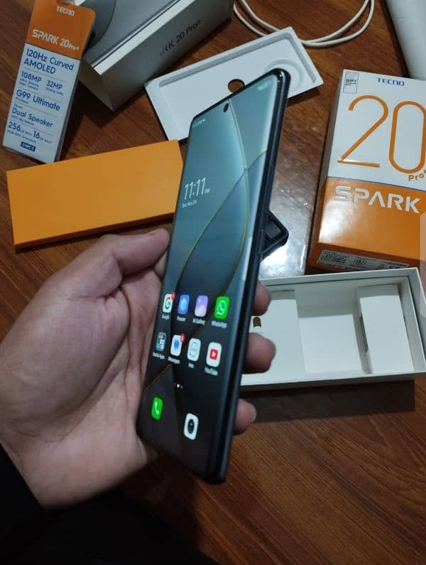 Tecno spark 20 pro plus 10/10 complete box slightly used all ok 3