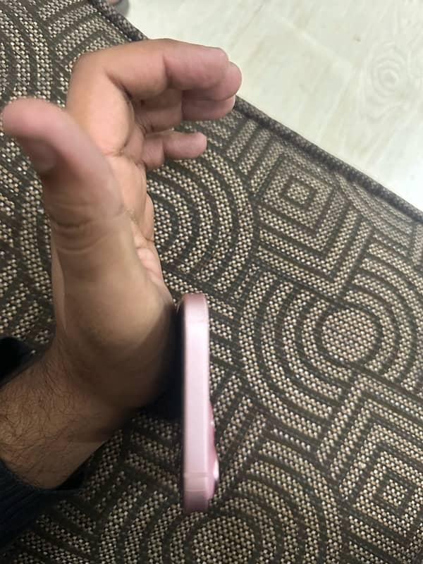 iPhone 15 jv pink colour 3