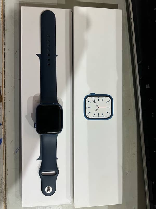 Apple watch Series 7 3