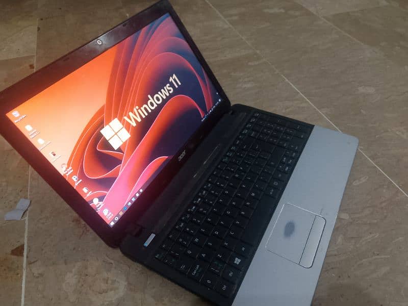 Acer Aspire E1-531 Laptop for Sale 2