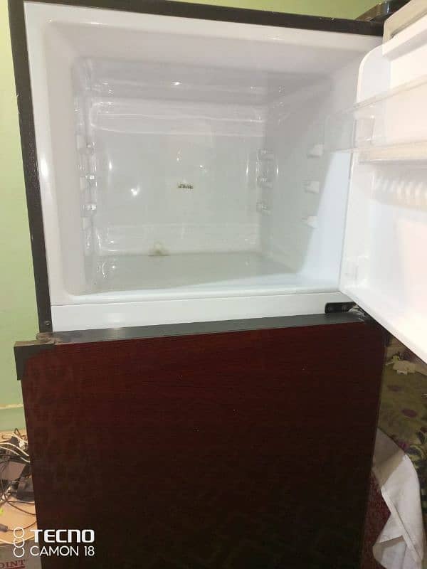 dawlance refrigerator 9173 wb red colour 2