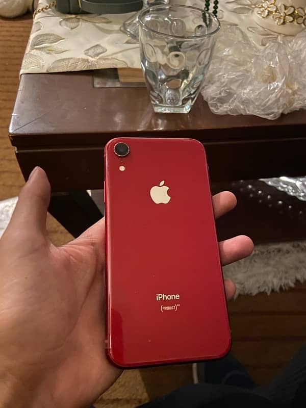 iPhone XR 0